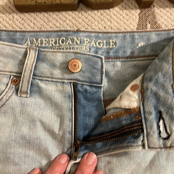 American Eagle Outfitters distressed light wash mini denim skirt - Picture 14 of 17